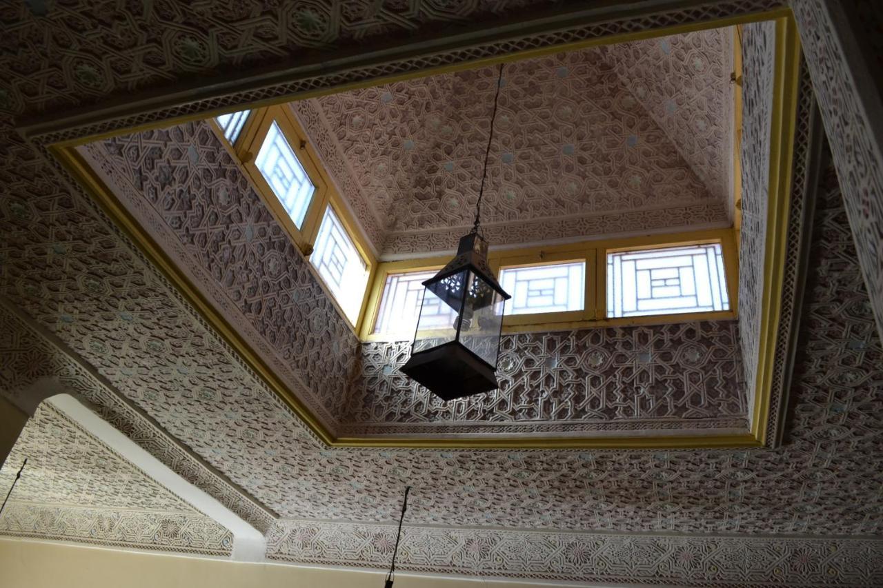 Riad Dar Bergui Уарзазат Экстерьер фото