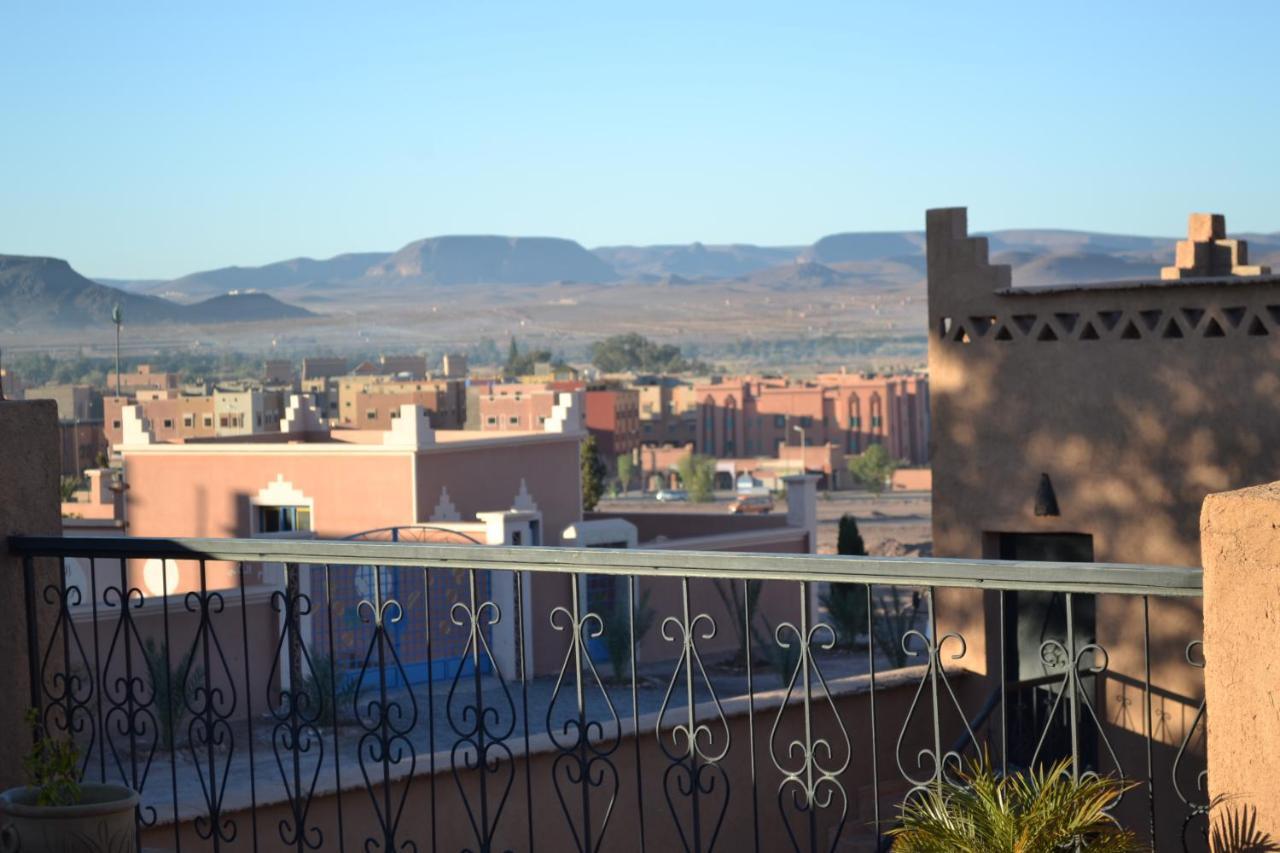 Riad Dar Bergui Уарзазат Экстерьер фото