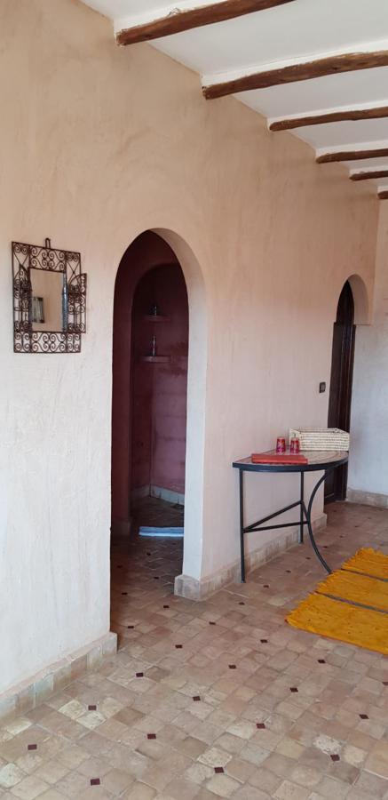 Riad Dar Bergui Уарзазат Экстерьер фото